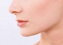 自體脂肪隆鼻效果是的么？