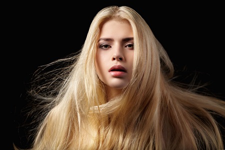 發(fā)際線較高的人適合調整發(fā)際線還是種植美人尖