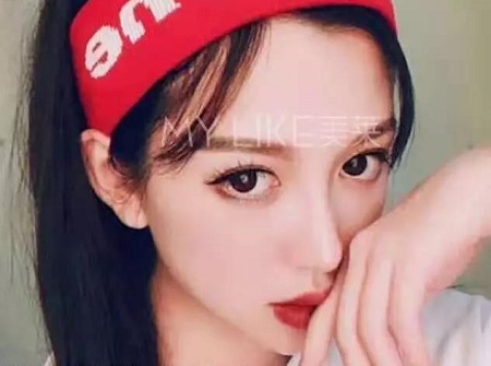 她演技比楊m好卻火不起，還只能像白菜被人挑？！