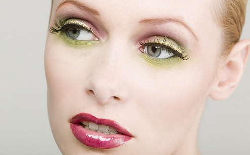 上眼瞼下垂矯正有效嗎？