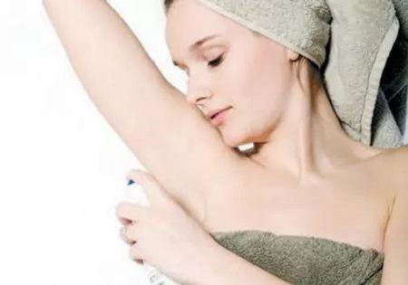 腋臭帶來的那些尷尬，用這一招就能輕松擺脫！