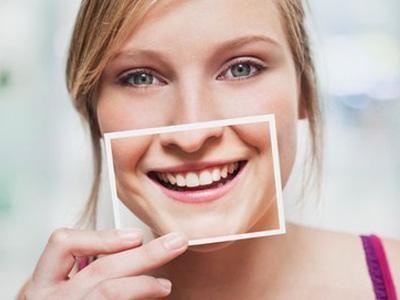 牙齒冷光美白的費用是多少？