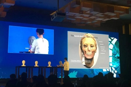 “針時尚女王”朱飛玲主任與亞太醫(yī)學(xué)精英齊聚獅城論道，載譽歸來