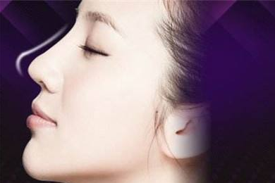 <a href='/zz/' target='_blank'><u>鄭州美萊</u></a>隆鼻是怎樣的？