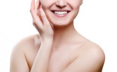 昆明哪個(gè)醫(yī)院做玻尿酸填充去法令紋好，術(shù)后出現(xiàn)硬塊多久能消失